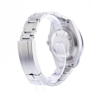 Rolex-Submariner-126610-5-1.jpg